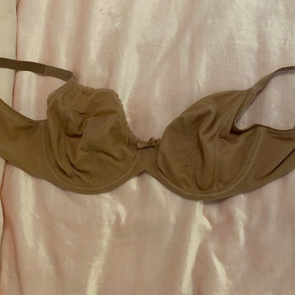 Chantelle wired bra